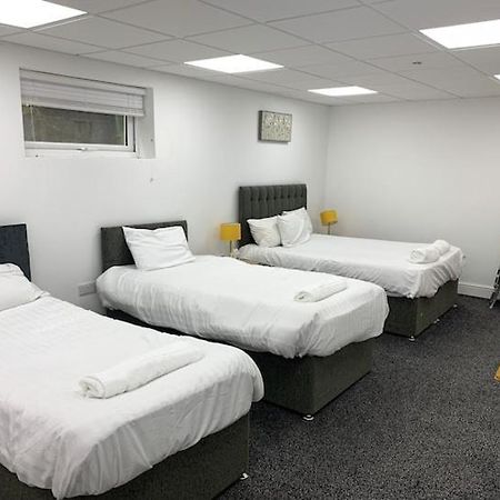 Huge Studio Close To City Centre With Free Secure Parking 利兹 外观 照片